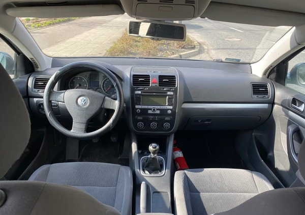 Volkswagen Golf cena 18000 przebieg: 344000, rok produkcji 2009 z Płock małe 56